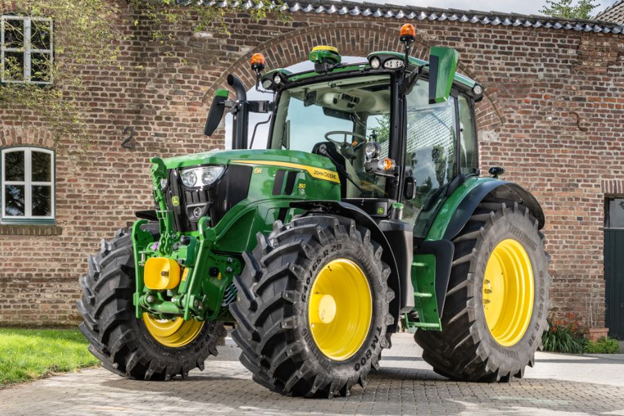 Top 22 John Deere Models of Tractor That Made History 3 John Deere 6R Series